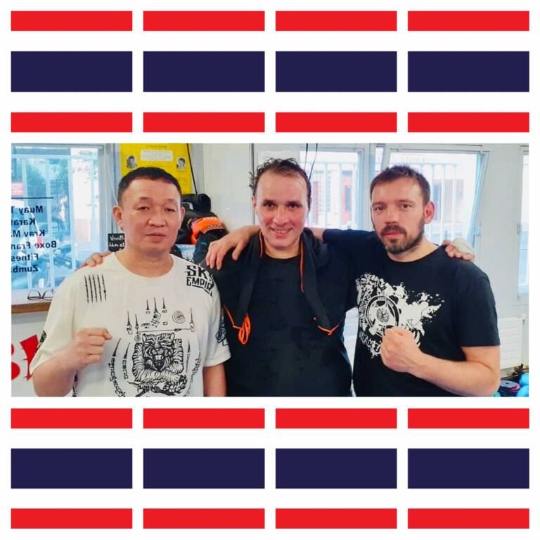 MUAY-THAI avec des légendes de la boxe thai : Jean-Charles SKARBOWSKY et Robert KAENNORASING 